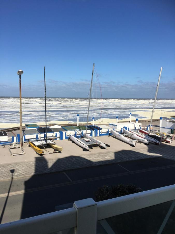 Cap'tain Kipper , vue mer, 2 chambres , garage fermé , Wimereux Esterno foto