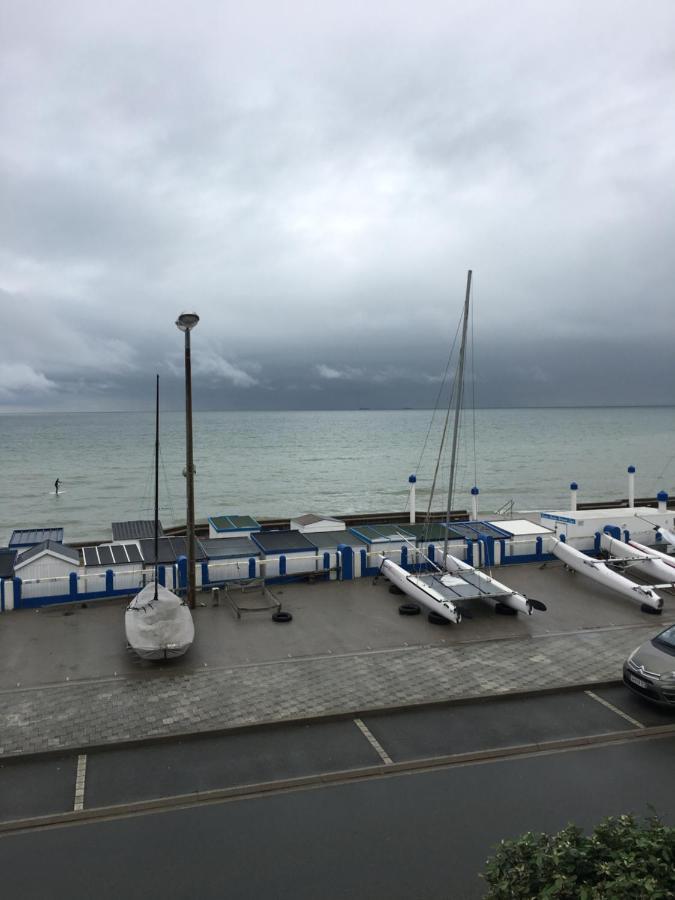 Cap'tain Kipper , vue mer, 2 chambres , garage fermé , Wimereux Esterno foto